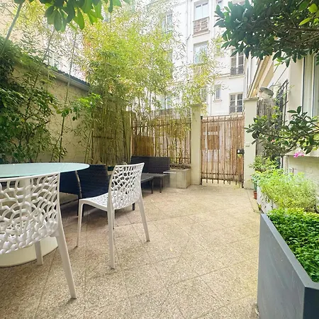 Garden House The Arch باريس